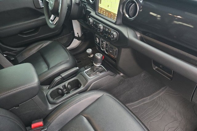2023 Jeep Wrangler Sahara Altitude