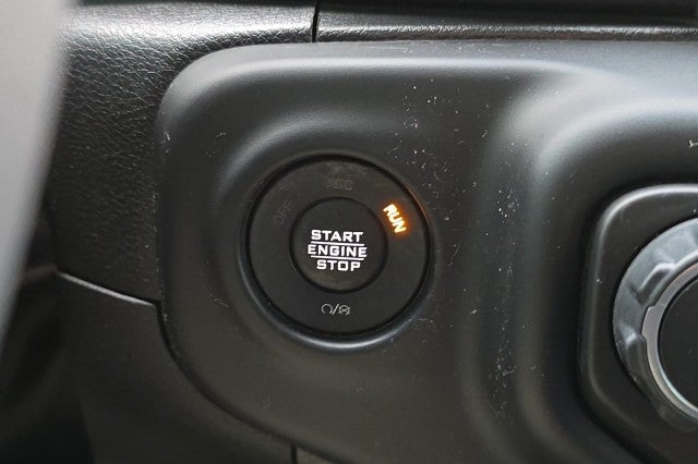 2023 Jeep Wrangler Sahara Altitude