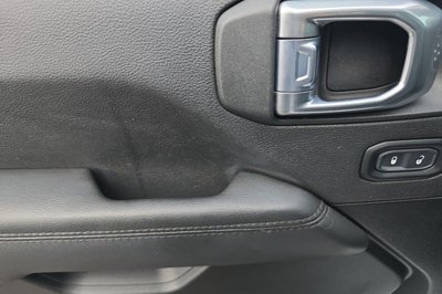 2023 Jeep Wrangler Sahara Altitude