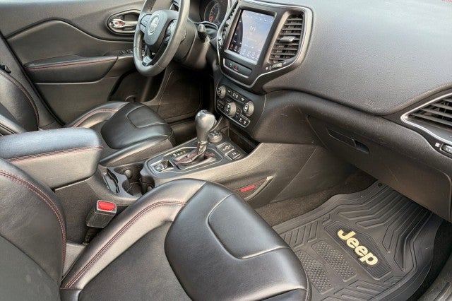2020 Jeep Cherokee Trailhawk