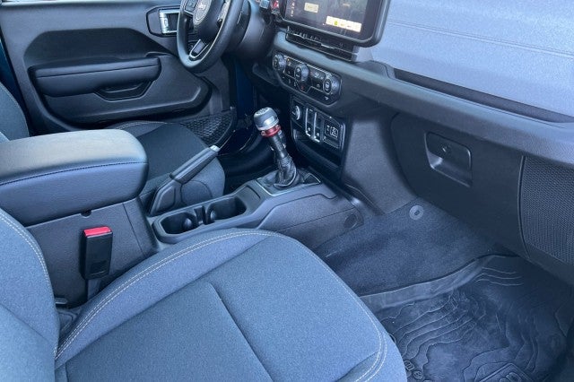 2025 Jeep Wrangler Base