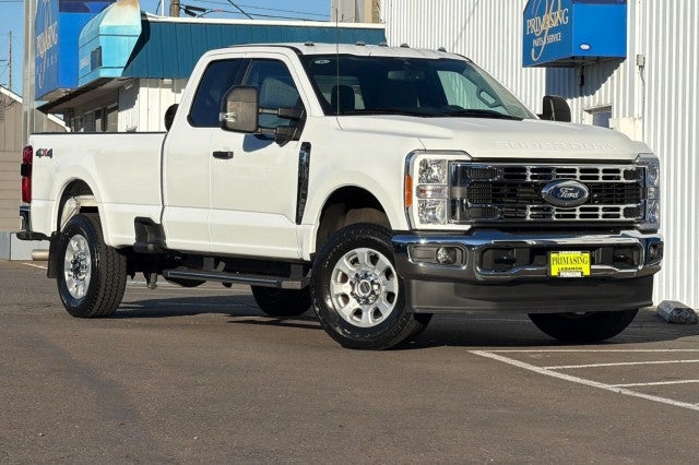 2023 Ford Super Duty F-250 SRW XLT