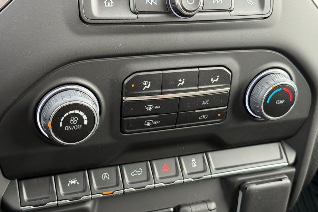 2025 Chevrolet Silverado 1500 Custom