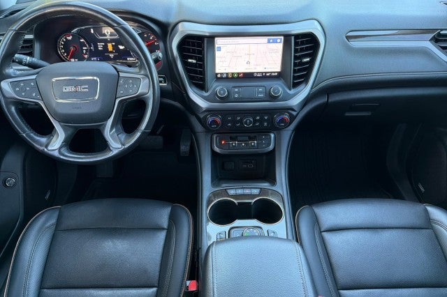 2022 GMC Acadia AT4