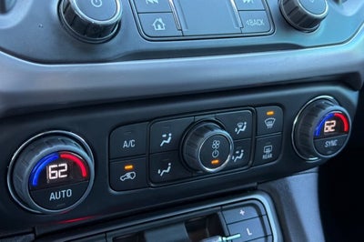 2022 GMC Acadia AT4