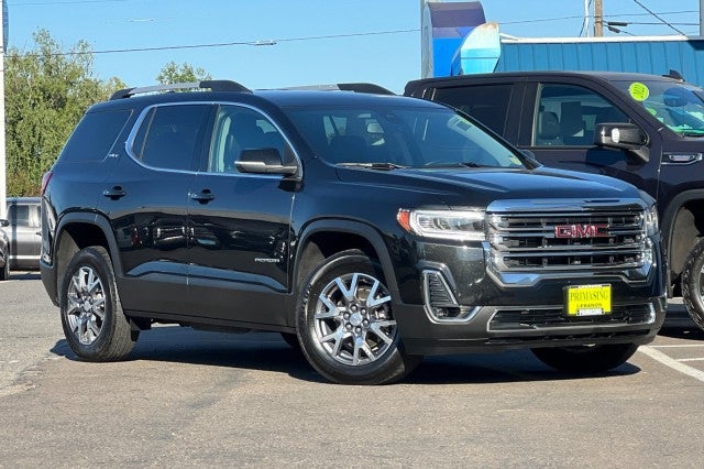 2023 GMC Acadia SLT