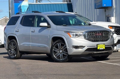 2017 GMC Acadia Denali