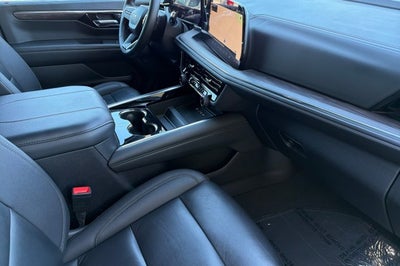 2025 Chevrolet Suburban Z71