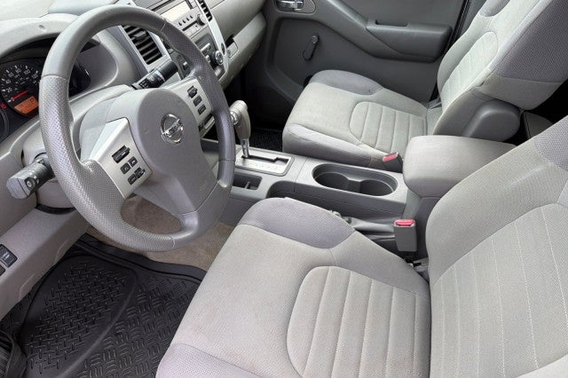 2014 Nissan Frontier S