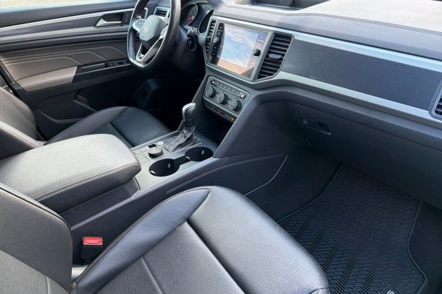 2021 Volkswagen Atlas 3.6L V6 SE w/Technology R-Line