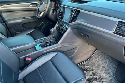 2022 Volkswagen Atlas Cross Sport 3.6L V6 SEL R-Line