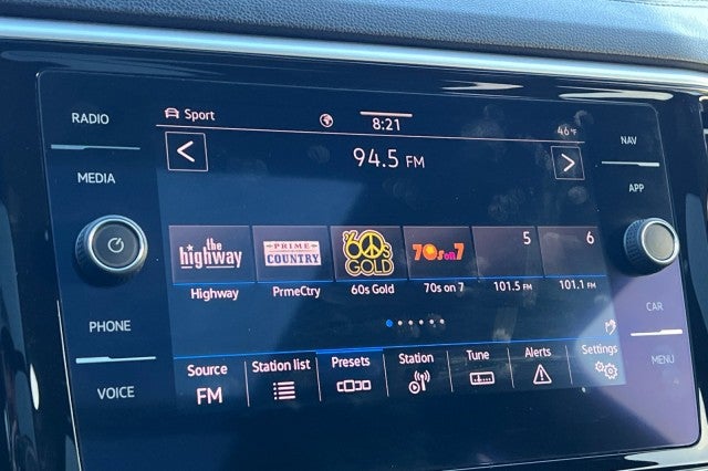 2022 Volkswagen Atlas Cross Sport 3.6L V6 SEL R-Line