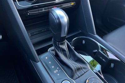 2022 Volkswagen Atlas Cross Sport 3.6L V6 SEL R-Line