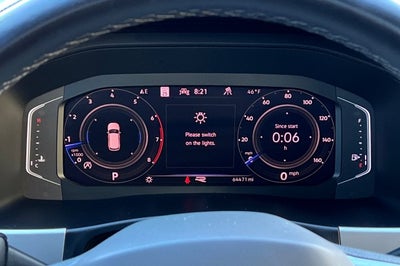 2022 Volkswagen Atlas Cross Sport 3.6L V6 SEL R-Line