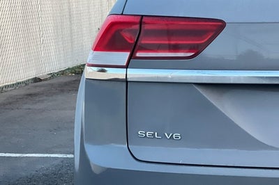 2022 Volkswagen Atlas Cross Sport 3.6L V6 SEL R-Line