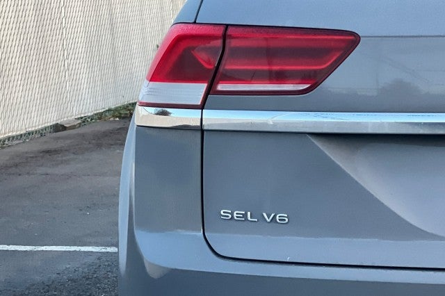 2022 Volkswagen Atlas Cross Sport 3.6L V6 SEL R-Line