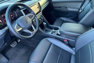 2022 Volkswagen Atlas Cross Sport 3.6L V6 SEL R-Line