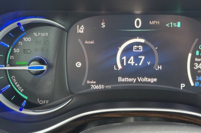 2023 Chrysler Pacifica Hybrid Limited