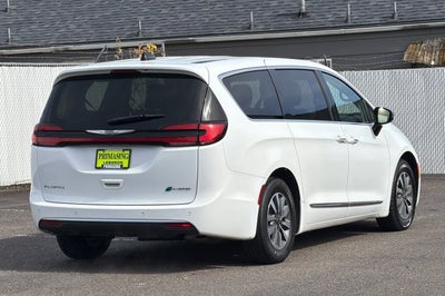 2023 Chrysler Pacifica Hybrid Limited