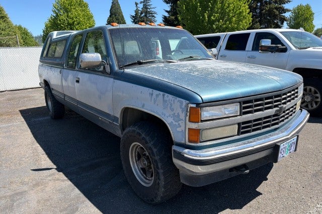 1990 Chevrolet 2500 Pickups Base