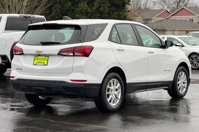 2022 Chevrolet Equinox LS