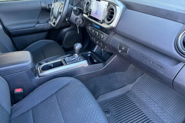 2022 Toyota Tacoma 4WD SR