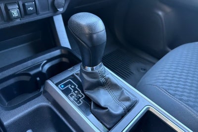 2022 Toyota Tacoma 4WD SR