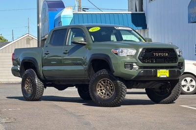 2022 Toyota Tacoma 4WD SR