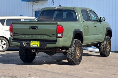 2022 Toyota Tacoma 4WD SR