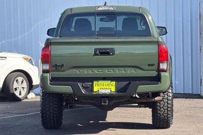 2022 Toyota Tacoma 4WD SR