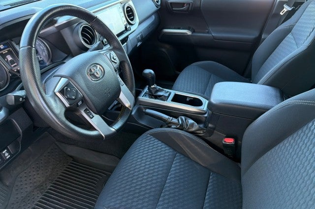 2022 Toyota Tacoma 4WD SR