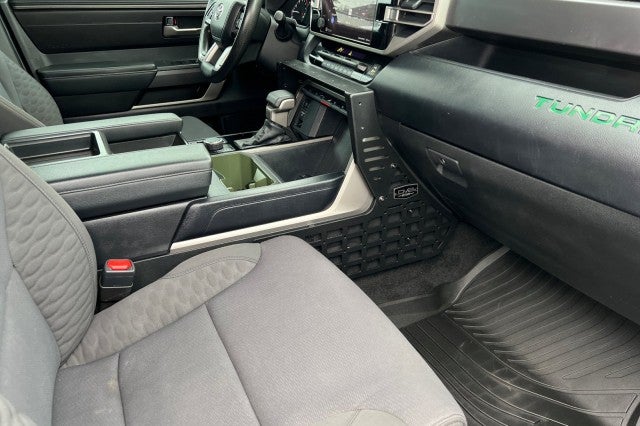 2022 Toyota Tundra 4WD SR5