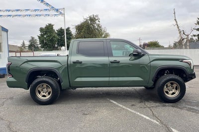 2022 Toyota Tundra 4WD SR5