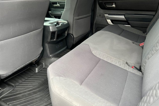 2022 Toyota Tundra 4WD SR5