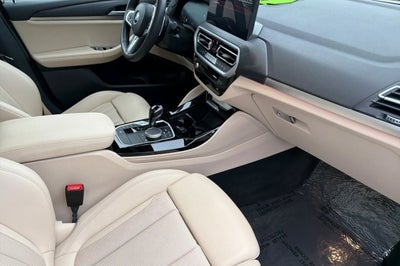 2022 BMW X4 xDrive30i