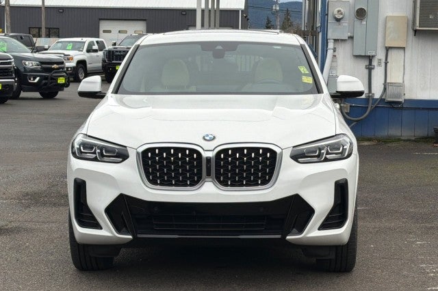 2022 BMW X4 xDrive30i