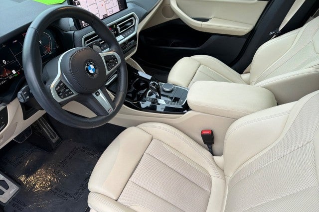 2022 BMW X4 xDrive30i