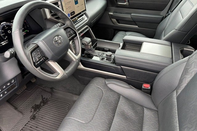 2024 Toyota Sequoia SR5