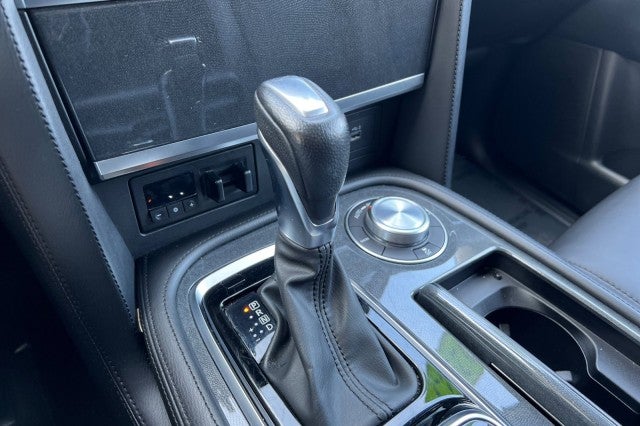 2023 Nissan Armada SV