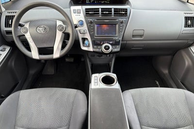2014 Toyota Prius v Two