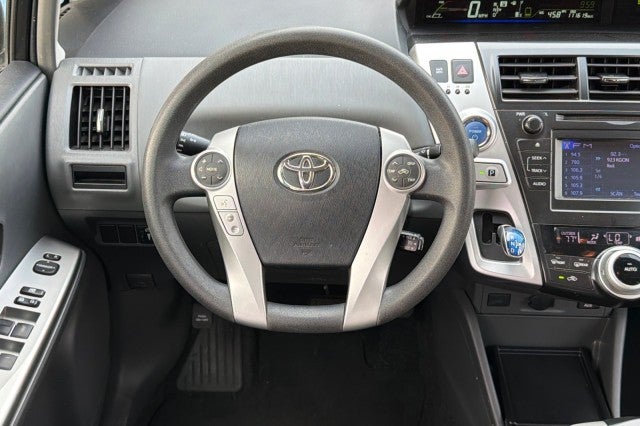 2014 Toyota Prius v Two