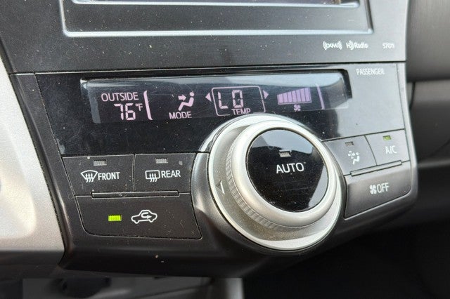 2014 Toyota Prius v Two