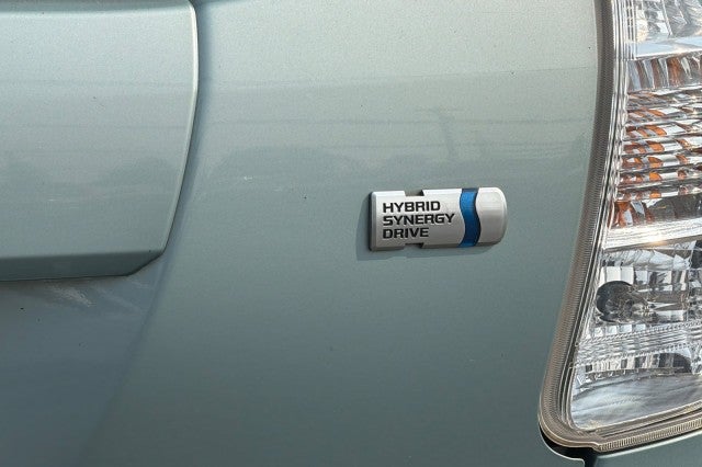 2014 Toyota Prius v Two