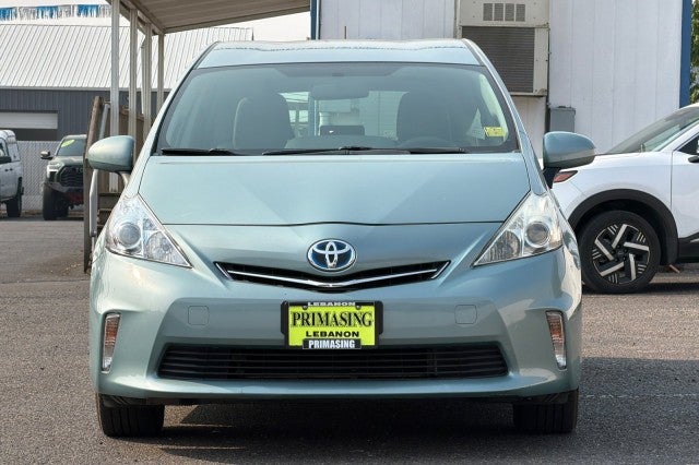 2014 Toyota Prius v Two
