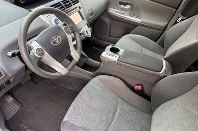 2014 Toyota Prius v Two