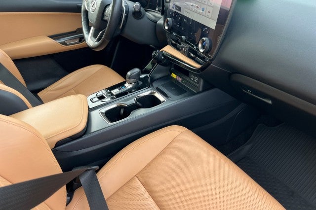 2022 Lexus NX NX 350h Luxury