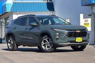 2025 Chevrolet Trax LT