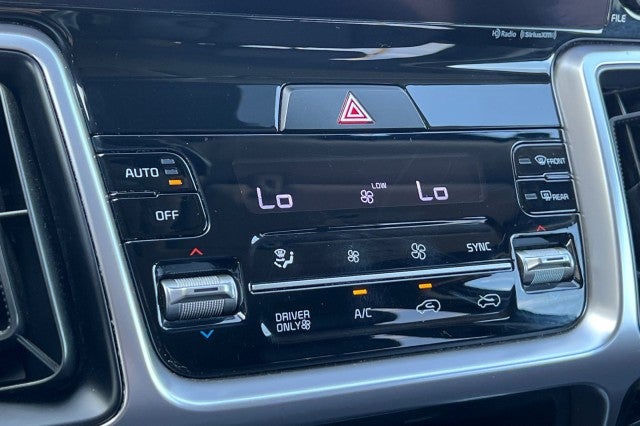 2024 Kia Sorento Hybrid EX