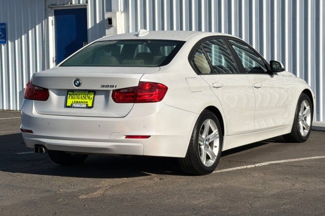 2015 BMW 3 Series 328i