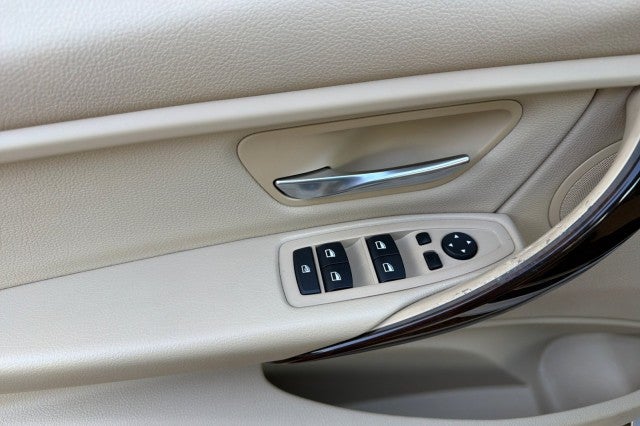 2015 BMW 3 Series 328i